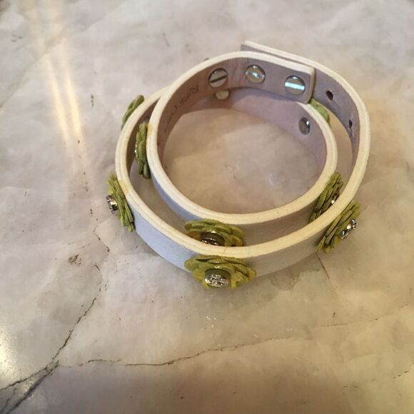 Double Wrap Rustic Cuff Meagan - Picture 6 of 9